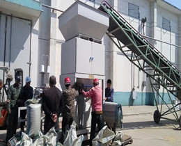 20kg —80kg semi automatic granule packing machine