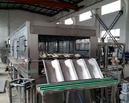 automatic linear type water filling machine